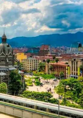 Panor谩mica de MEDELL脥N en Colombia